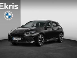 Zwart Nieuw 2025 BMW 123 Shadowline Hatchback | € 64.610