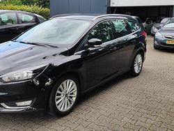 Zwart Gebruikt 2015 Ford Focus Titanium Stationwagen | € 5.699 (Goede deal)