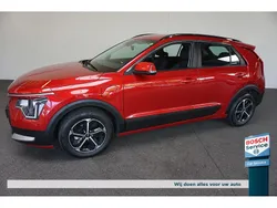 Rood Gebruikt 2023 Kia Niro SUV | € 29.750 (Goede deal)