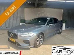 Grijs Gebruikt 2020 Volvo S60 R-Design Sedan | € 35.950 (Duur)