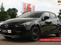 Zwart, metallic lak Gebruikt 2024 Mazda 2 Homura-Line Hatchback | € 23.950 (Eerlijke prijs)