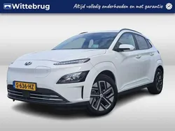 Wit Gebruikt 2023 Hyundai Kona SUV | € 22.925 (Eerlijke prijs)