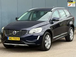 Blauw Gebruikt 2016 Volvo XC60 Summum SUV | € 17.450 (Eerlijke prijs)