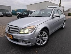 Grijs (metallic) Gebruikt 2008 Mercedes C320 Elegance Sedan | € 4.950 (Eerlijke prijs)