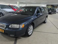 Blauw, metallic lak Gebruikt 2006 Volvo V70 Stationwagen | € 15.950