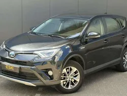 Zwart Gebruikt 2017 Toyota RAV4 Hybrid SUV | € 20.785 (Eerlijke prijs)