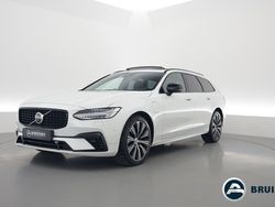 Wit Gebruikt 2022 Volvo V90 R-Design Stationwagen | € 44.950 (Eerlijke prijs)