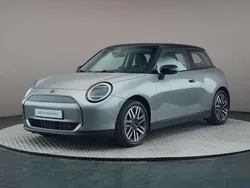 Grijs Nieuw 2024 Mini Cooper Classic Hatchback | € 29.900 (Super prijs)