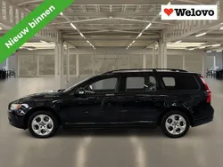 Zwart Gebruikt 2008 Volvo V70 Momentum Stationwagen | € 9.950 (Eerlijke prijs)