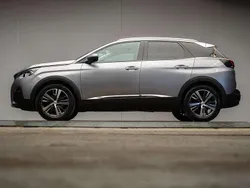 Grijs, metallic lak Gebruikt 2018 Peugeot 3008 Allure SUV | € 17.445 (Eerlijke prijs)
