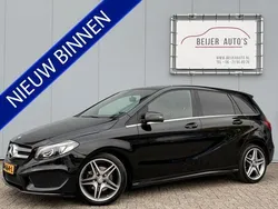 Zwart, metallic lak Gebruikt 2015 Mercedes B180 Ambition MPV | € 15.495 (Eerlijke prijs)