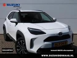 Wit Gebruikt 2024 Toyota Yaris Hybrid Sedan | € 27.450 (Duur)