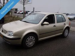Beige Gebruikt 2002 VW Golf IV Hatchback | € 1.949 (Eerlijke prijs)