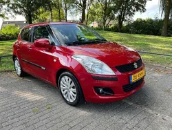 Rood Gebruikt 2012 Suzuki Swift Exclusive Hatchback | € 5.450 (Goede deal)