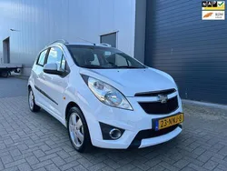 Wit Gebruikt 2010 Chevrolet Spark LT Hatchback | € 4.999 (Iets duurder)