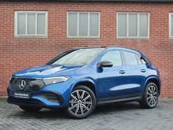 Blauw Gebruikt 2024 Mercedes EQA300 AMG line SUV | € 45.500