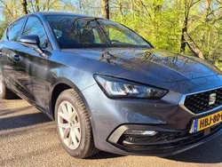 Grijs Gebruikt 2024 Seat Leon Business Hatchback | € 22.650 (Super prijs)