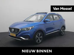 Blauw Gebruikt 2020 MG ZS Luxury Sedan | € 15.495 (Eerlijke prijs)