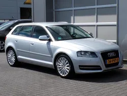 Grijs Gebruikt 2011 Audi A3 Sportback Attraction Hatchback | € 5.750 (Eerlijke prijs)