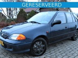 Blauw Gebruikt 2002 Suzuki Swift GLX Hatchback | € 895