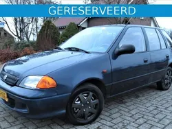 Blauw Gebruikt 2002 Suzuki Swift GLX Hatchback | € 895