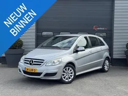 Grijs Gebruikt 2009 Mercedes B150 MPV | € 3.250 (Eerlijke prijs)