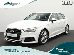 Wit Gebruikt 2018 Audi A3 Sportback S-Line Hatchback | € 17.900 (Iets duurder)