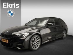 Zwart Gebruikt 2021 BMW 318 M Sport Stationwagen | € 32.900 (Duur)