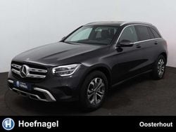 Grijs, metallic lak Gebruikt 2019 Mercedes GLC200 Business SUV | € 32.750 (Eerlijke prijs)
