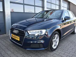 Blauw Gebruikt 2017 Audi A3 Ambition Hatchback | € 20.385 (Eerlijke prijs)