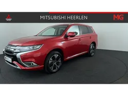 Rood Gebruikt 2019 Mitsubishi Outlander Intense SUV | € 21.990 (Eerlijke prijs)