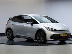 Grijs Gebruikt 2022 Cupra Born Hatchback | € 23.945 (Eerlijke prijs)