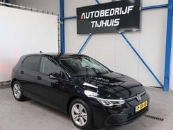 Zwart Gebruikt 2022 VW Golf VIII Life Hatchback | € 20.750 (Iets duurder)