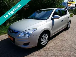 Grijs Gebruikt 2009 Hyundai i30 Active Hatchback | € 2.495 (Eerlijke prijs)
