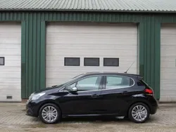 Blauw Gebruikt 2018 Peugeot 208 Hatchback | € 7.950 (Eerlijke prijs)