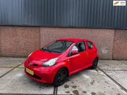 Rood Gebruikt 2008 Toyota Aygo Hatchback | € 1.699 (Goede deal)