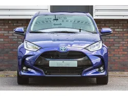 Blauw Gebruikt 2020 Toyota Yaris Hatchback | € 18.900 (Eerlijke prijs)