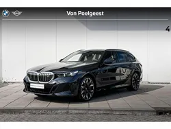 M carbonschwarz metallic (416) (zwart metallic) Gebruikt 2025 BMW i5 Comfort Edition Sedan | € 69.900