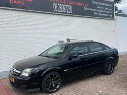 Zwart Gebruikt 2004 Opel Vectra Elegance Hatchback | € 2.500