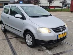 Zilver (metallic) Gebruikt 2007 VW Fox Trendline Hatchback | € 1.299