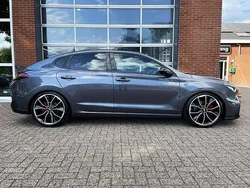 Grijs, metallic lak Gebruikt 2019 Hyundai i30 N Line Hatchback | € 19.450 (Duur)