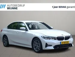 Wit Gebruikt 2020 BMW 330e Sedan | € 27.950 (Eerlijke prijs)