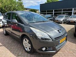 Grijs Gebruikt 2010 Peugeot 5008 MPV | € 3.999 (Eerlijke prijs)