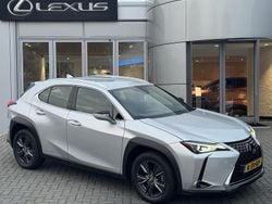 Grijs Gebruikt 2019 Lexus UX 250h SUV | € 21.690 (Eerlijke prijs)