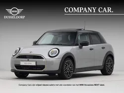 Zilver Gebruikt 2024 Mini Cooper Favoured Hatchback | € 36.400
