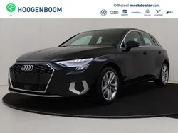 Zwart Gebruikt 2022 Audi A3 Sportback Advanced Hatchback | € 25.950 (Goede deal)