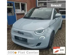 Blauw Gebruikt 2021 Fiat 500e Hatchback | € 19.950 (Eerlijke prijs)