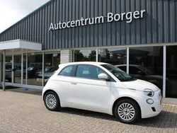 Wit Nieuw 2024 Fiat 500e Urban Hatchback | € 24.499 (Super prijs)