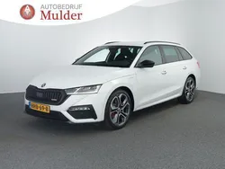 Wit Gebruikt 2020 Skoda Octavia Business Line Stationwagen | € 25.945 (Iets duurder)