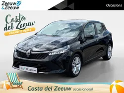 Noir etoile (donker zwart) Gebruikt 2024 Renault Clio V Evolution Hatchback | € 19.535 (Eerlijke prijs)